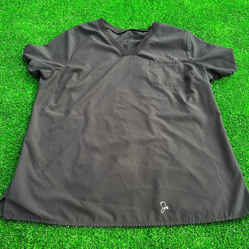 Jaanuu black scrub top large
